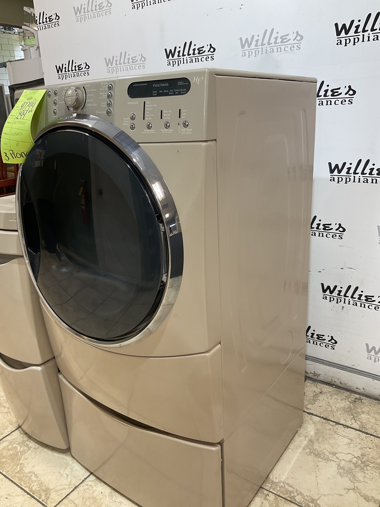 Kenmore Used Electric Dryer 220volts (30AMP) 27inches {3 prong} (Tan)