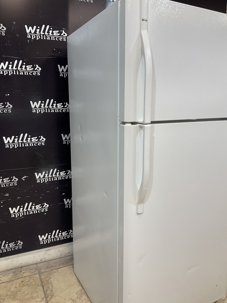 Kenmore Used Refrigerator Top and Bottom 30x65 1/2” (White) 