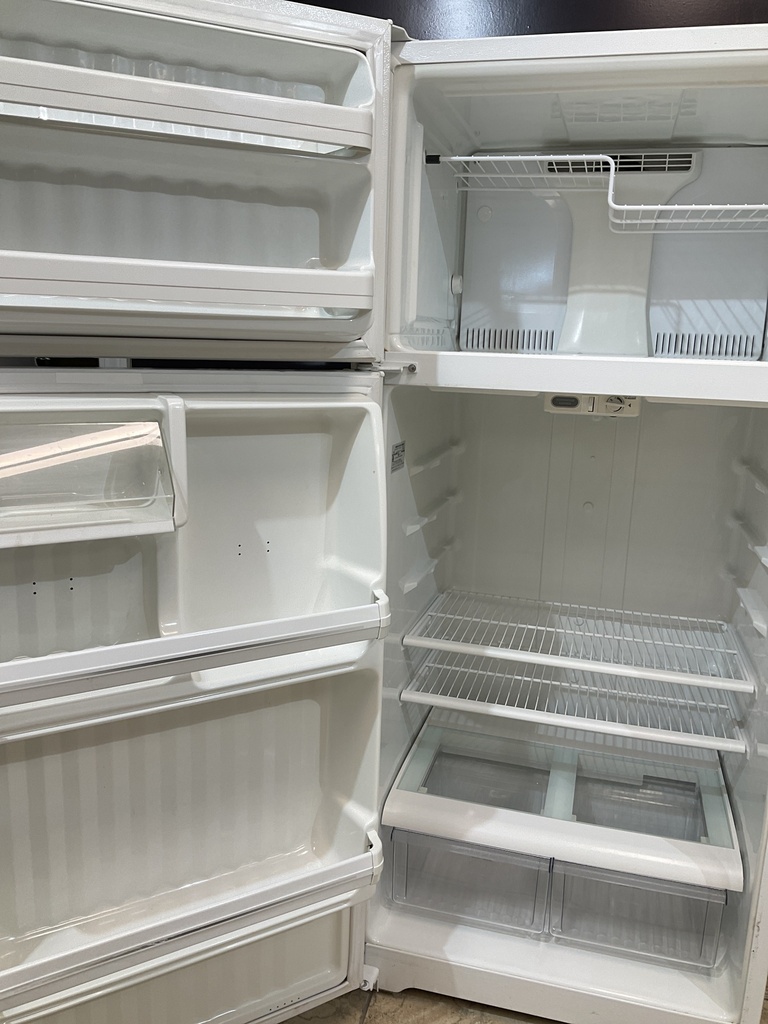 Ge Used Refrigerator Top and Bottom 28x64 1/2” (White) 