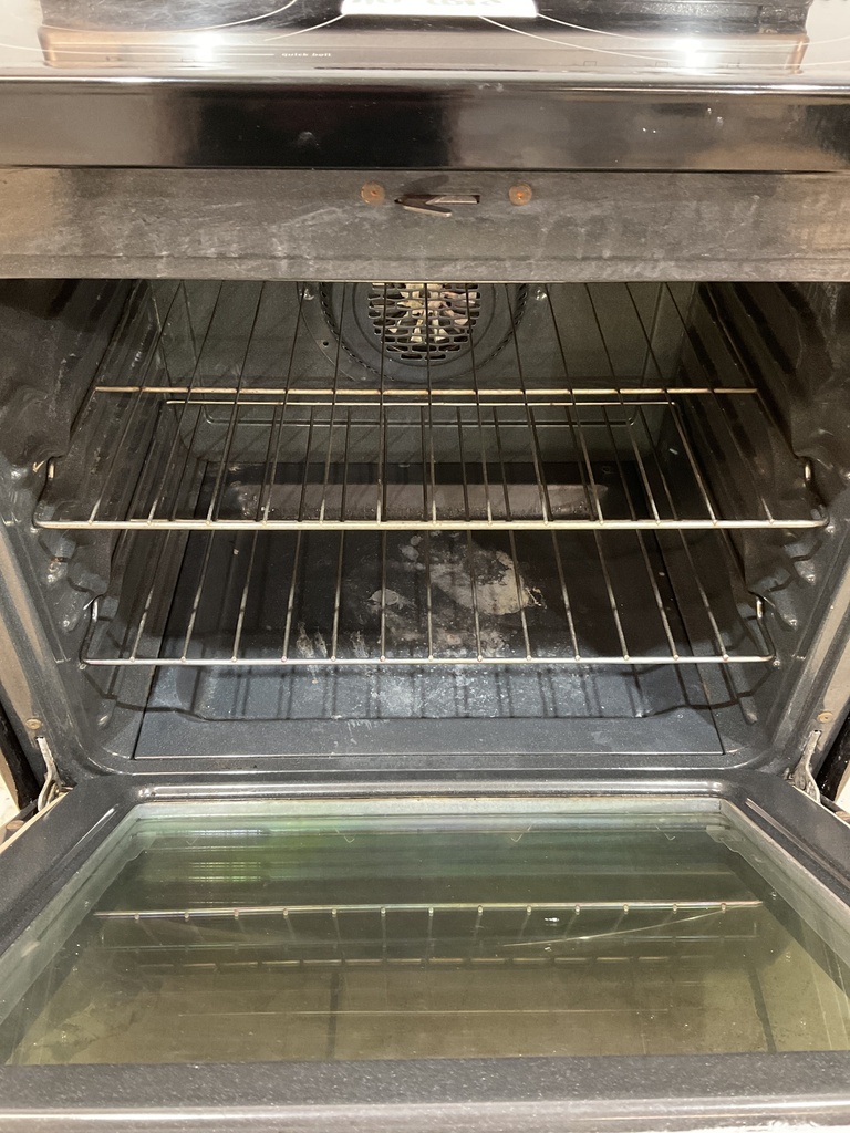 Frigidaire Used Electric Stove 220volts (40/50 AMP) 30inches {no cord} (Stainless Steel) 