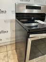 Whirlpool Used Electric Stove 220volts (40/50 AMP) 30inches {3 prong} 