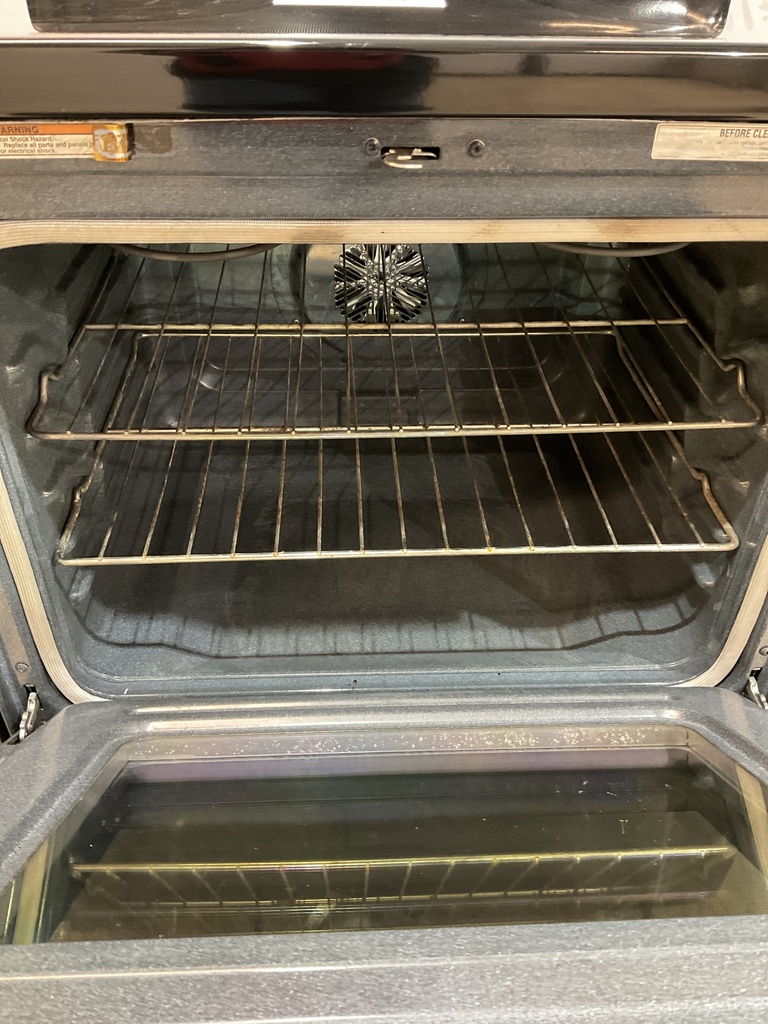 Whirlpool Used Electric Stove 220volts (40/50 AMP) 30inches {3 prong} 