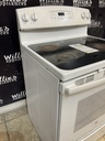 Ge Used Electric Stove 220volts (40/50 AMP) 30inches {no cord} (White) 