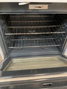 Ge Used Electric Stove 220volts (40/50 AMP) 30inches {no cord} (White) 