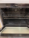 Ge Used Electric Stove 220volts (40/50 AMP) 30inches {no cord} (White) 