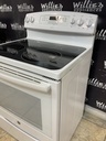 Ge Used Electric Stove 220volts (40/50 AMP) 30inches {no cord} (White) 