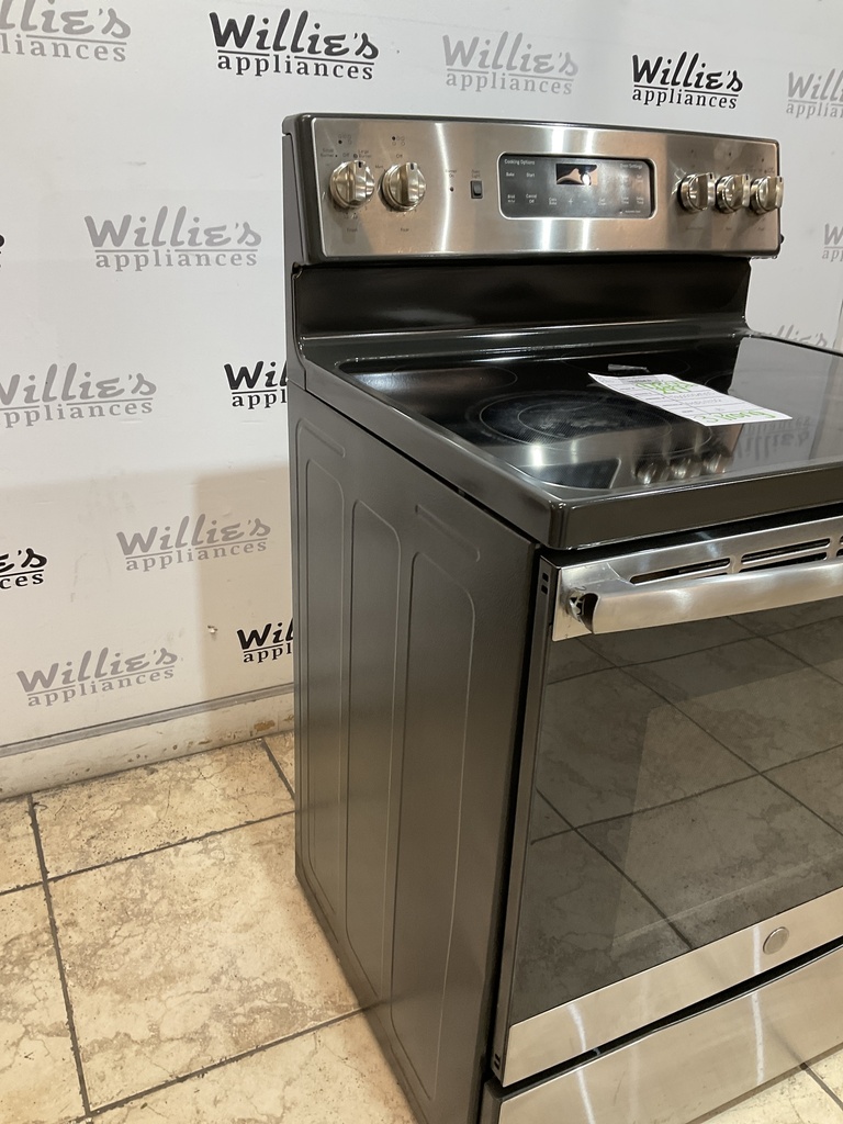 Ge Used Electric Stove 220volts (40/50 AMP) 30inches {3 prong} (Stainless Steel 