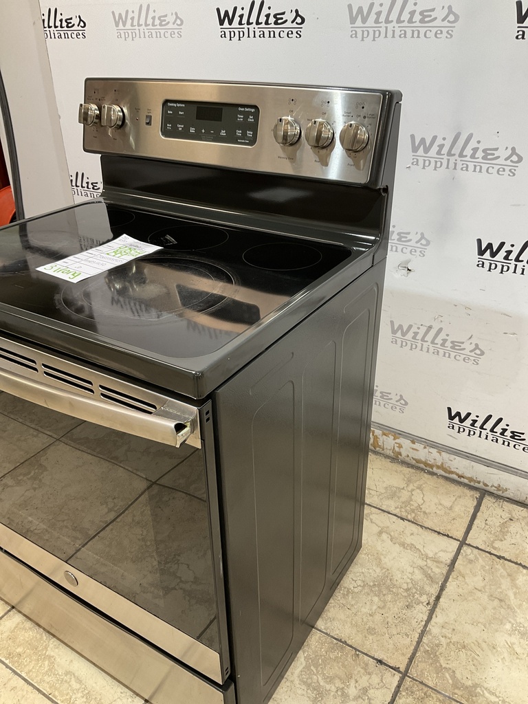 Ge Used Electric Stove 220volts (40/50 AMP) 30inches {3 prong} (Stainless Steel 