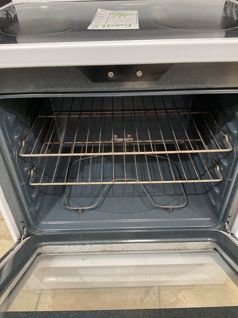 Ge Used Electric Stove 220volts (40/50 AMP) 30inches {3 prong} 