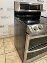 Lg Used Electric Stove 220volts (40/50 AMP) 30inches {3 prong} (Stainless Steel)