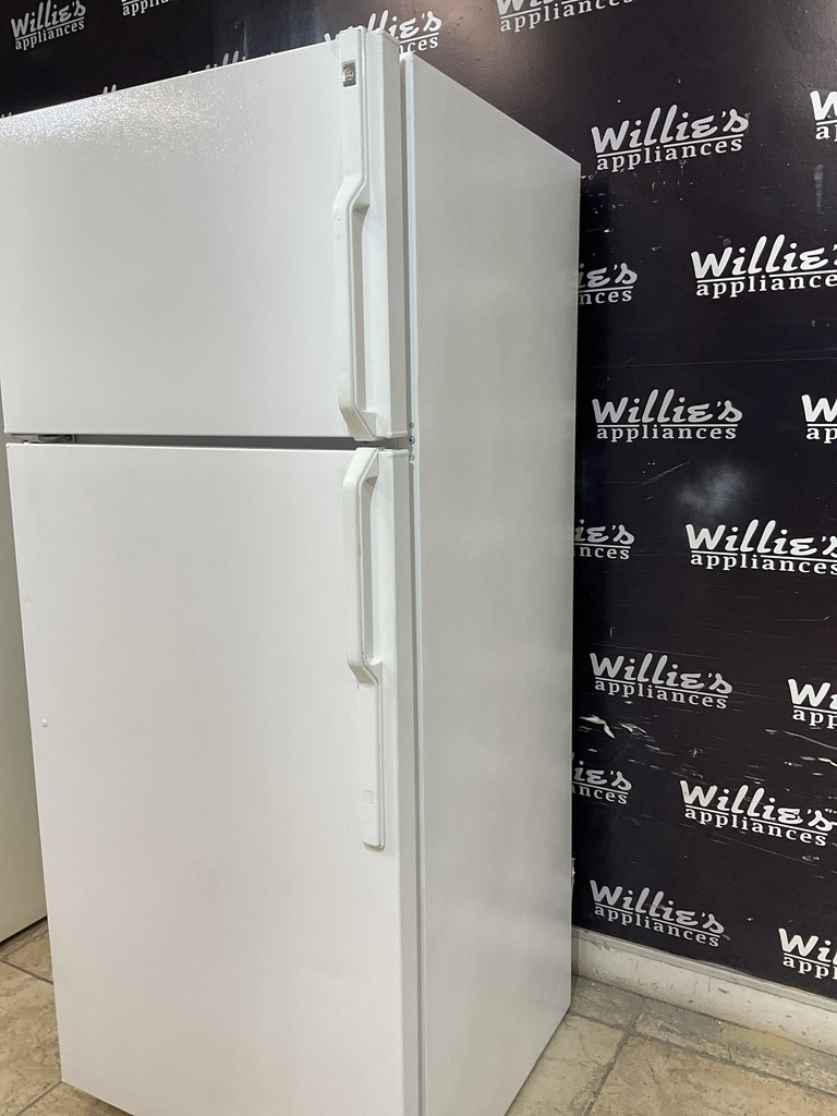 Ge Used Refrigerator Top and Bottom 28x67 (White) 