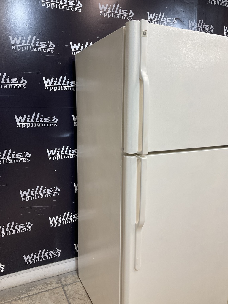 Ge Used Refrigerator Top and Bottom 30x66 1/2” (Bisque) 