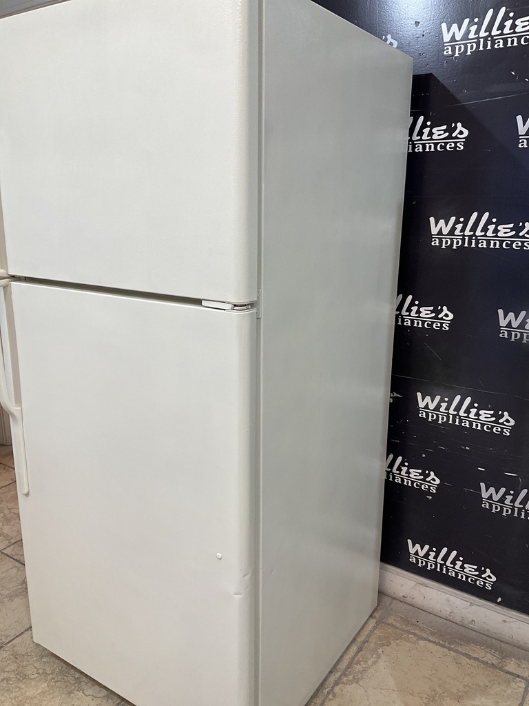 Ge Used Refrigerator Top and Bottom 30x66 1/2” (Bisque) 