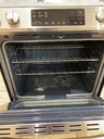 Samsung Used Electric Stove 220volts (40/50 AMP) 30inches {4 prong} (Stainless steel) 