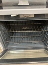 Ge Used Electric Stove 220volts (40/50 AMP) 30inches {no cord} (White) 