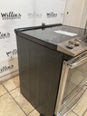 Ge Used Electric Stove 220volts (40/50 AMP) 30inches {3 prong} (Stainless Steel) 
