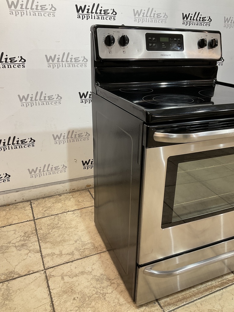 Frigidaire Used Electric Stove 220volts (40/50 AMP) 30inches {no cord} (Stainless Steel)