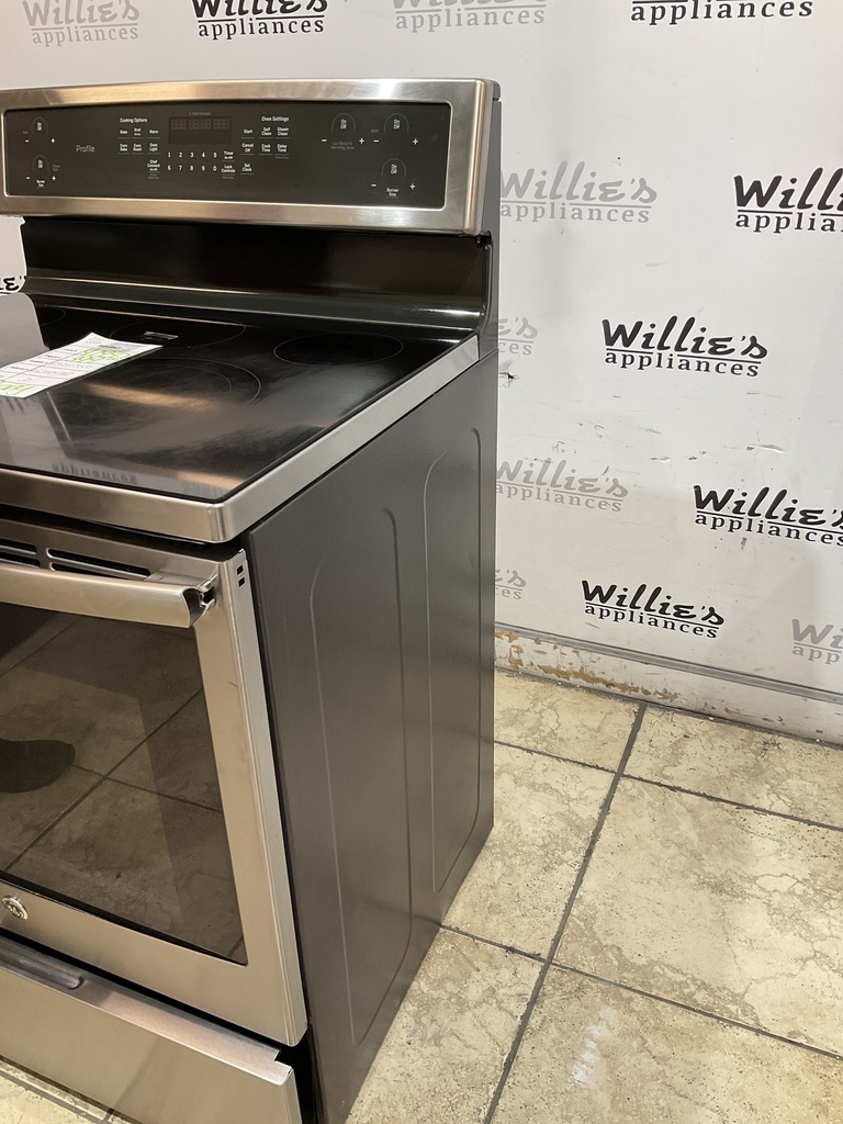 Ge Used Electric Stove 220volts (40/50 AMP) 30inches {3 prong} (Stainless Steel) 