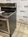 Ge Used Electric Stove 220volts (40/50 AMP) 30inches {3 prong} (Stainless Steel) 