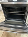 Ge Used Electric Stove 220volts (40/50 AMP) 30inches {3 prong} (Stainless Steel) 