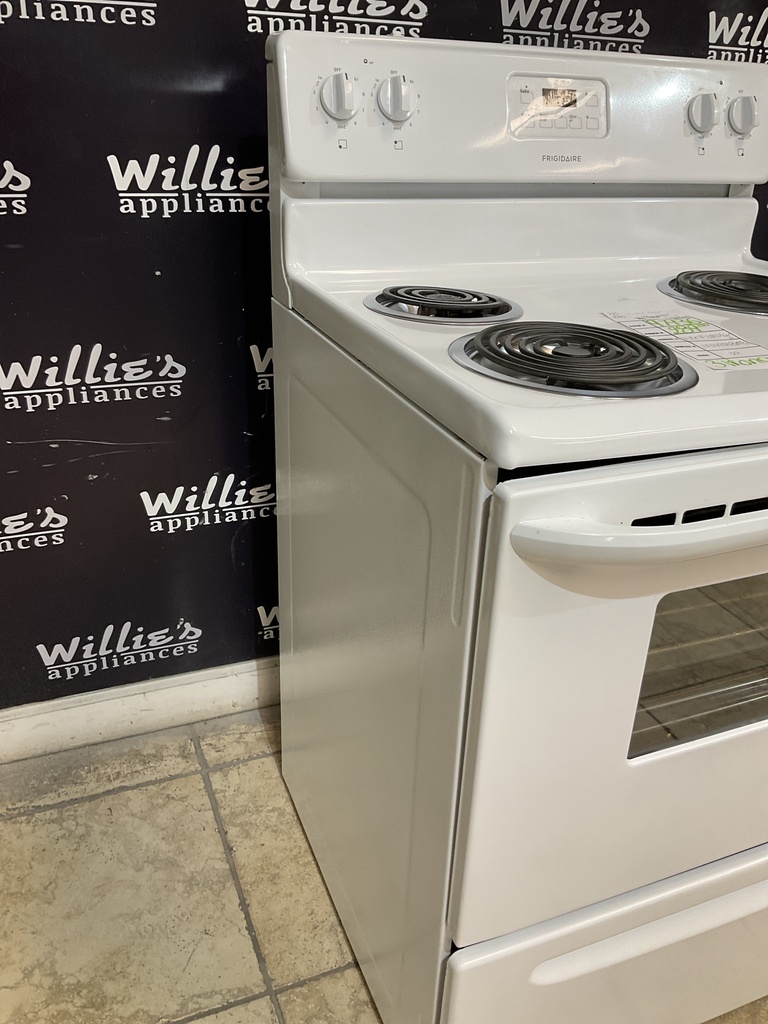 Frigidaire Used Electric Stove 220volts (40/50 AMP) 30inches {3 prong} (White) 