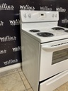 Frigidaire Used Electric Stove 220volts (40/50 AMP) 30inches {no cord} (White) 