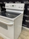 Ge Used Electric Stove 220volts (40/50 AMP) 30inches {4 prong} (White) 