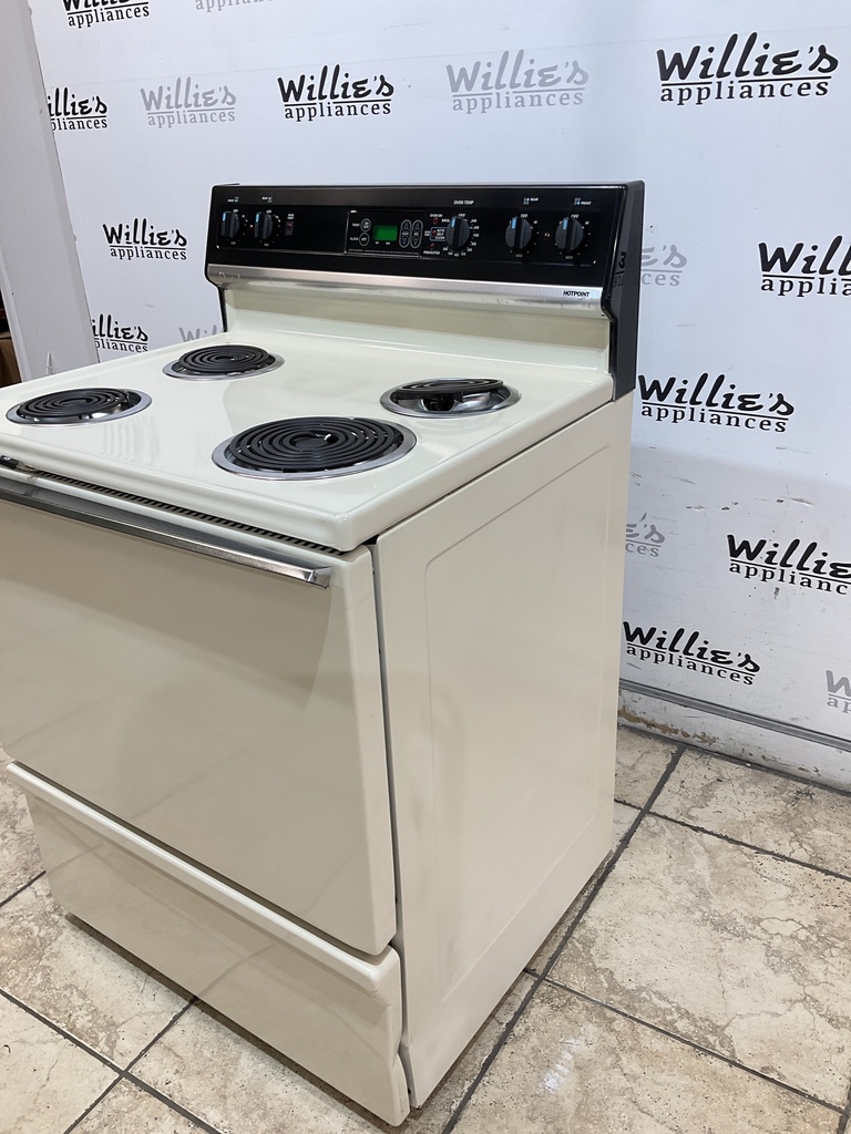 Hotpoint Used Electric Stove 220volts (40/50 AMP) 30inches {3 prong} (Bisque/Black)