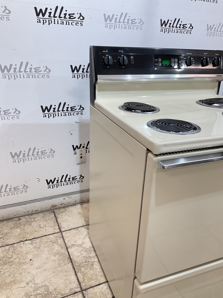 Hotpoint Used Electric Stove 220volts (40/50 AMP) 30inches {3 prong} (Bisque/Black)