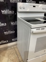 Ge Used Electric Stove 220volts (40/50 AMP) 30inches {3 prong} (White) 