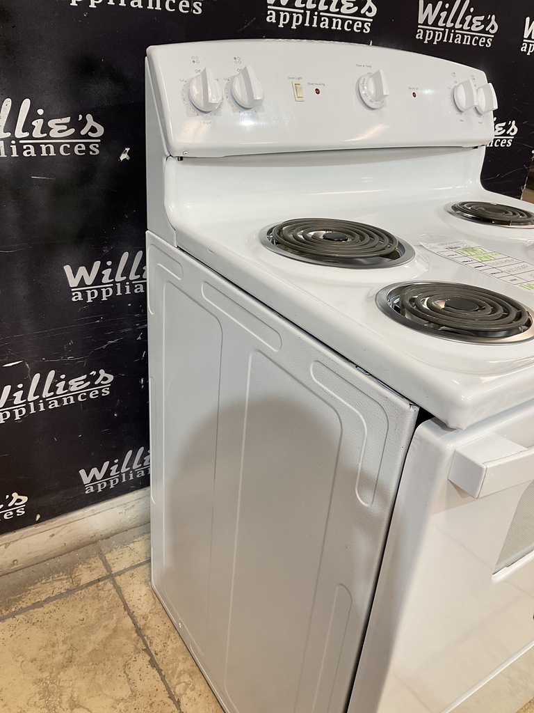 Ge Used Electric Stove 220volts (40/50 AMP) 30inches {no cord} (White) 