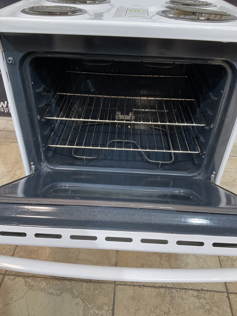 Ge Used Electric Stove 220volts (40/50 AMP) 30inches {no cord} (White) 