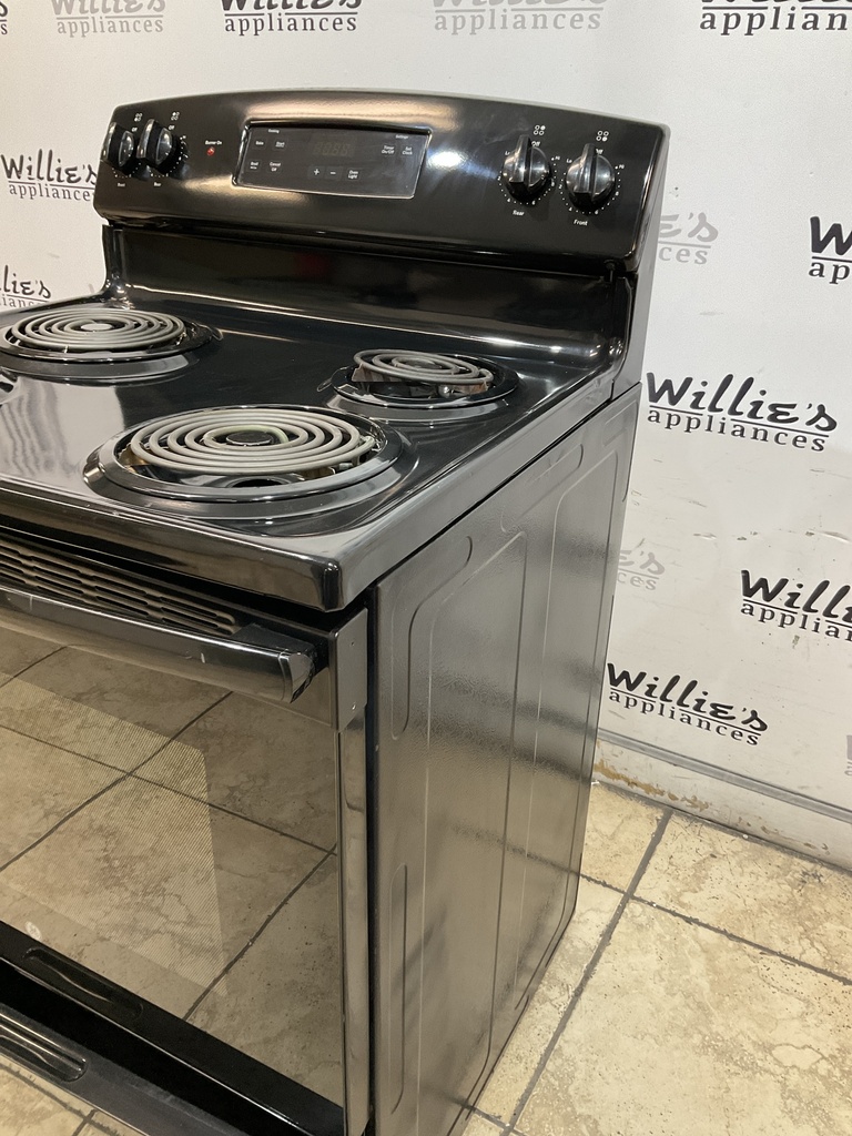 Ge Used Electric Stove 220volts (40/50 AMP) 30inches {3 prong} 