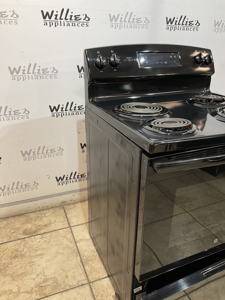 Ge Used Electric Stove 220volts (40/50 AMP) 30inches {3 prong} 