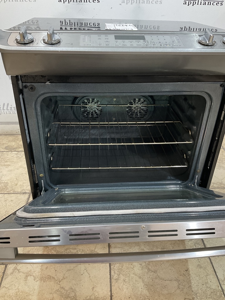 Frigidaire Used Electric Stove 220volts (40/50 AMP) 30inches {4 prong} (Stainless Steel)