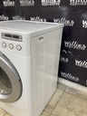 Lg Used Electric Dryer 220volts (30 AMP) 27inches {3 prong} (White)