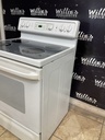 Ge Used Electric Stove 220volts (40/50 AMP) 30inches {no cord} (White) 