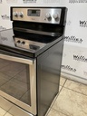 Whirlpool Used Electric Stove 220volts (40/50 AMP) 30inches {4 prong} (Black) 
