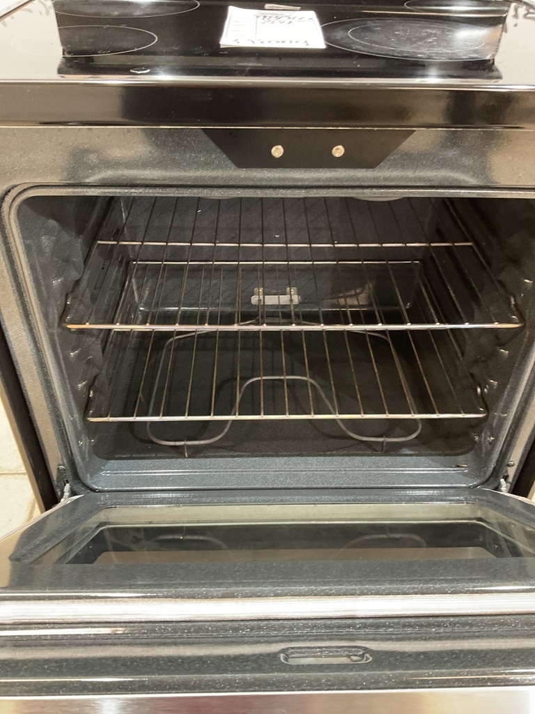 Ge Used Electric Stove 220volts (40/50 AMP) 30inches {3 prong} (Stainless Steel)