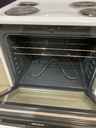 Frigidaire Used Electric Stove 220volts (40/50 AMP) 30inches {4 prong} (White) 