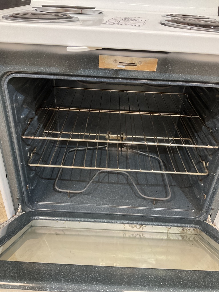 Ge Used Electric Stove 220volts (40/50 AMP) 30inches {4 prong} (White) 