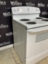 Ge Used Electric Stove 220volts (40/50 AMP) 30inches {no cord} (White) 