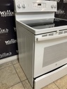 Ge Used Electric Stove 30inches {3 prong} (White)