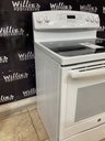 Ge Used Electric Stove 220volts (40/50 AMP) 30inches {3 prong} (White) 