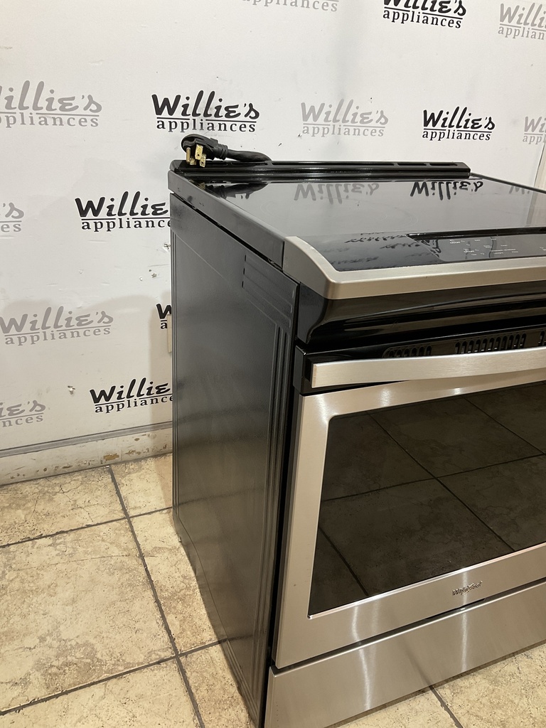 Whirlpool Used Electric Stove 220volts (40/50 AMP) 30inches {no cord} (Stainless Steel) 