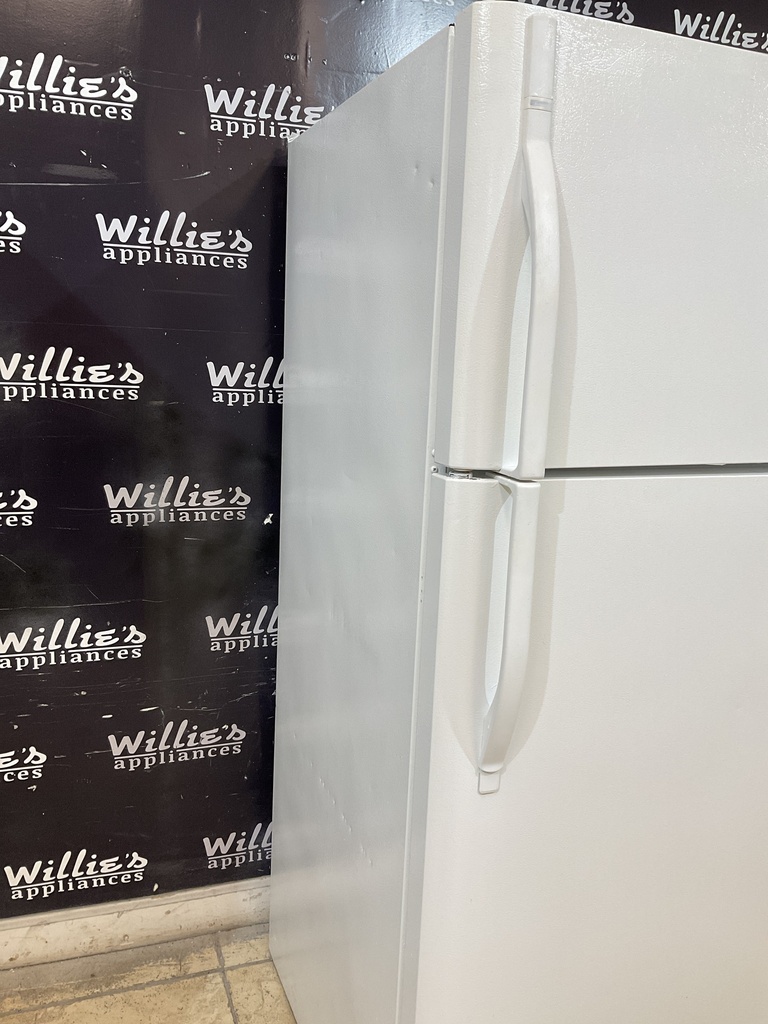 Kenmore Used Refrigerator Top and Bottom 30x66 (White) 