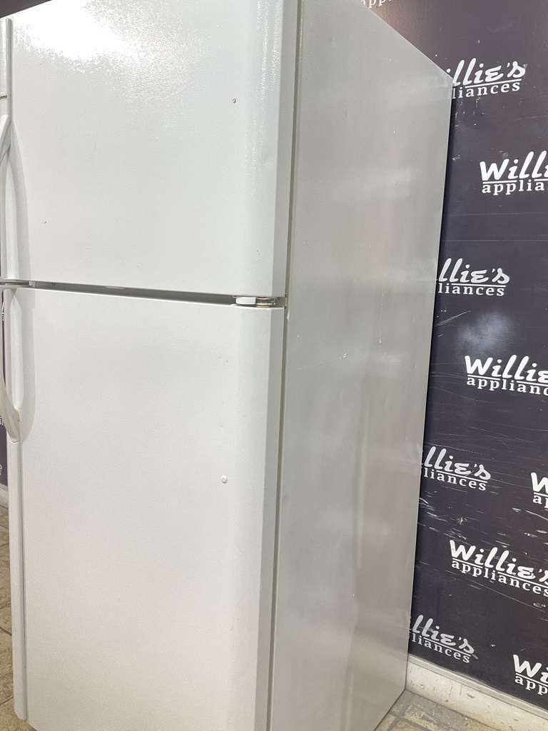 Kenmore Used Refrigerator Top and Bottom 30x68 1/2” (White) 