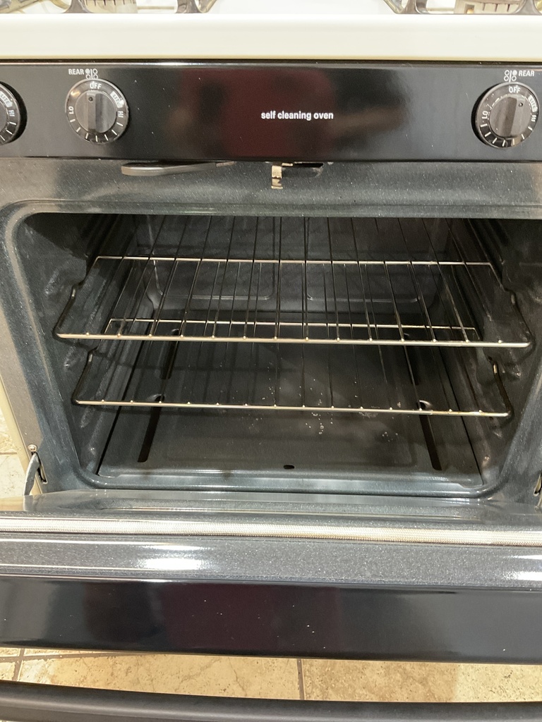Hotpoint Used Natural Gas Stove 30inches (Bisque/Black) 