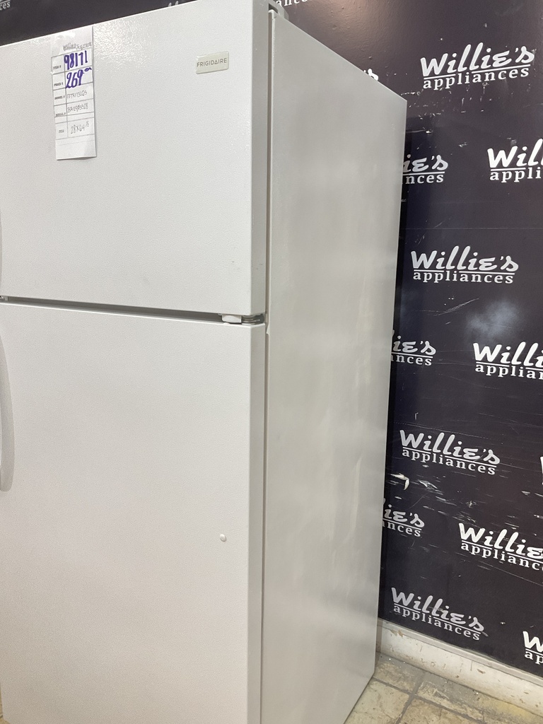 Frigidaire Used Refrigerator Top and Bottom 28x64 1/2” (White) 