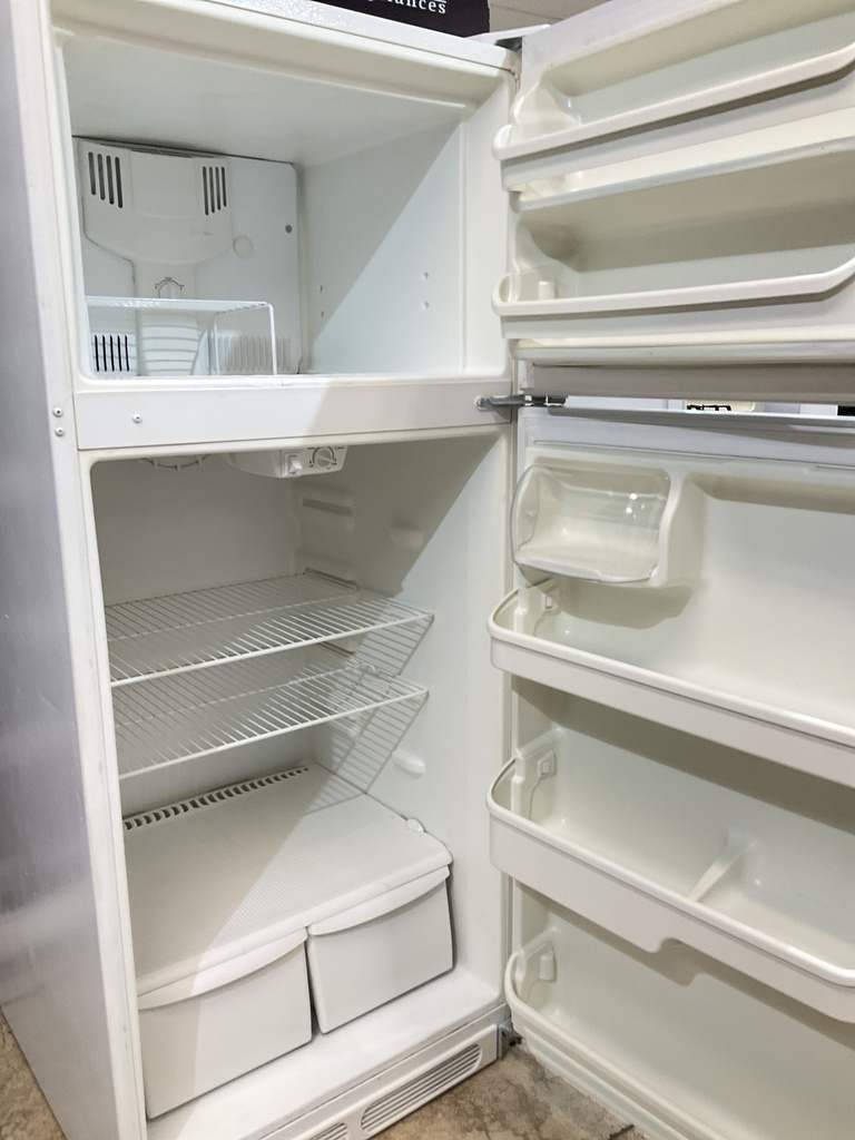Frigidaire Used Refrigerator Top and Bottom 28x64 1/2” (White) 